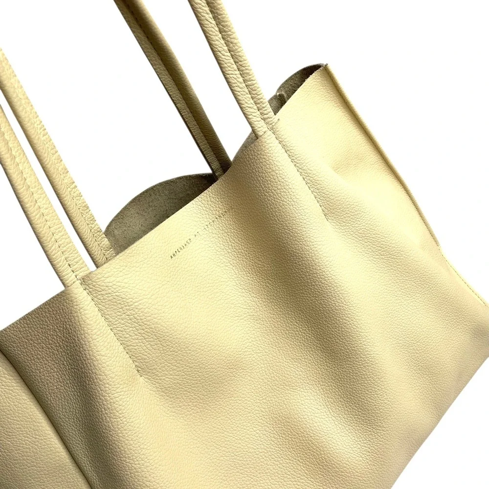 Ampersand as Apostrophe‎ leather Half Tote Bag Buttermilk yellow cream
